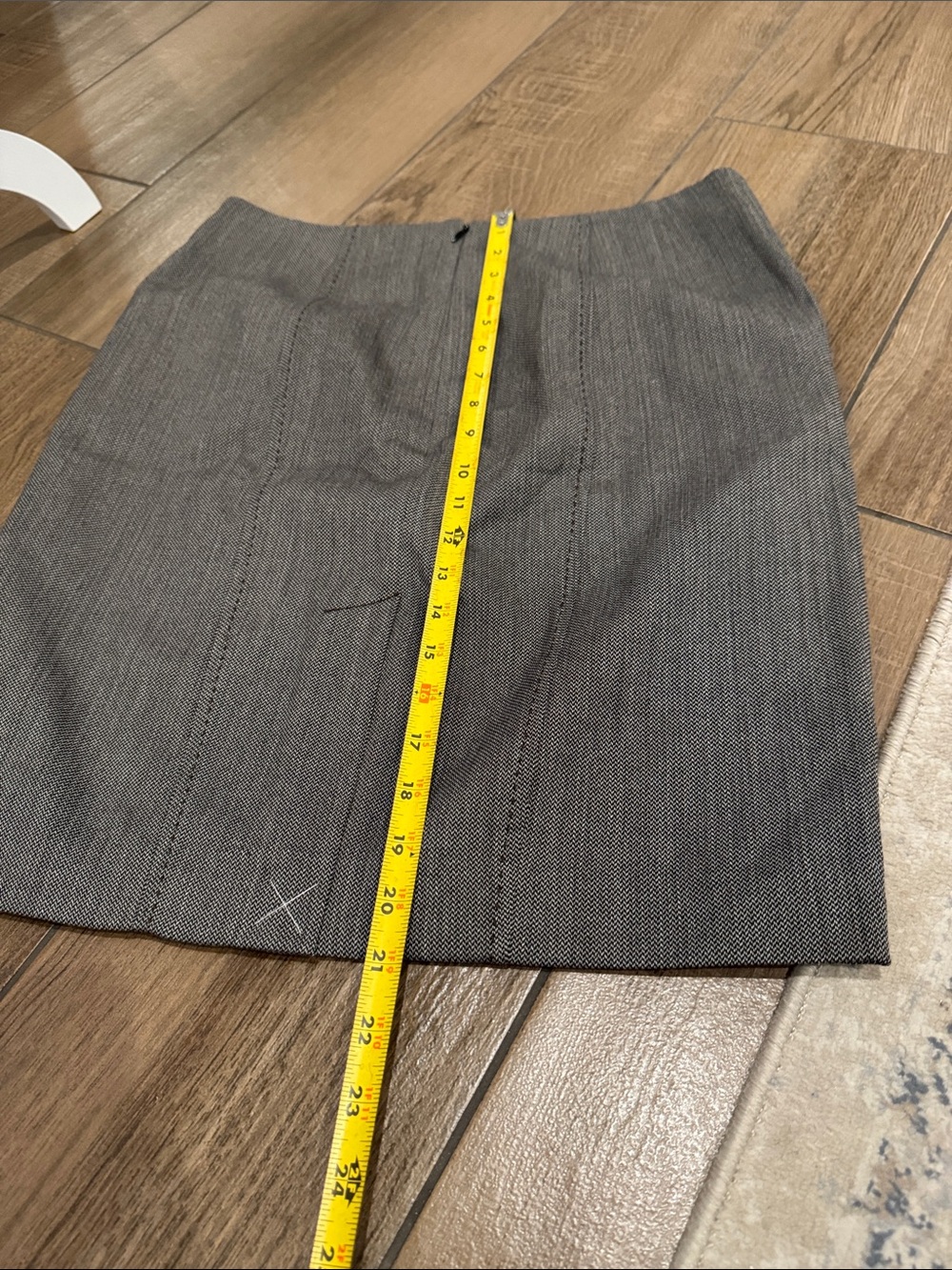 LOFT Gray Textured Pencil Skirt - Picture 4 of 6